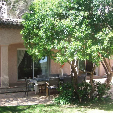 La Capilla Saint Tropez