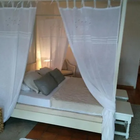 La Capilla Saint Tropez *